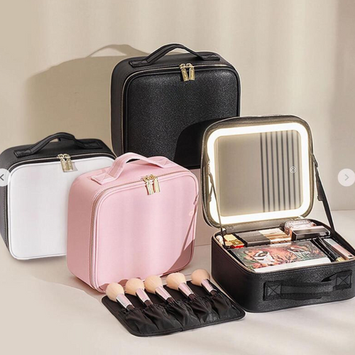 BOWLUXE LED Makeup Case